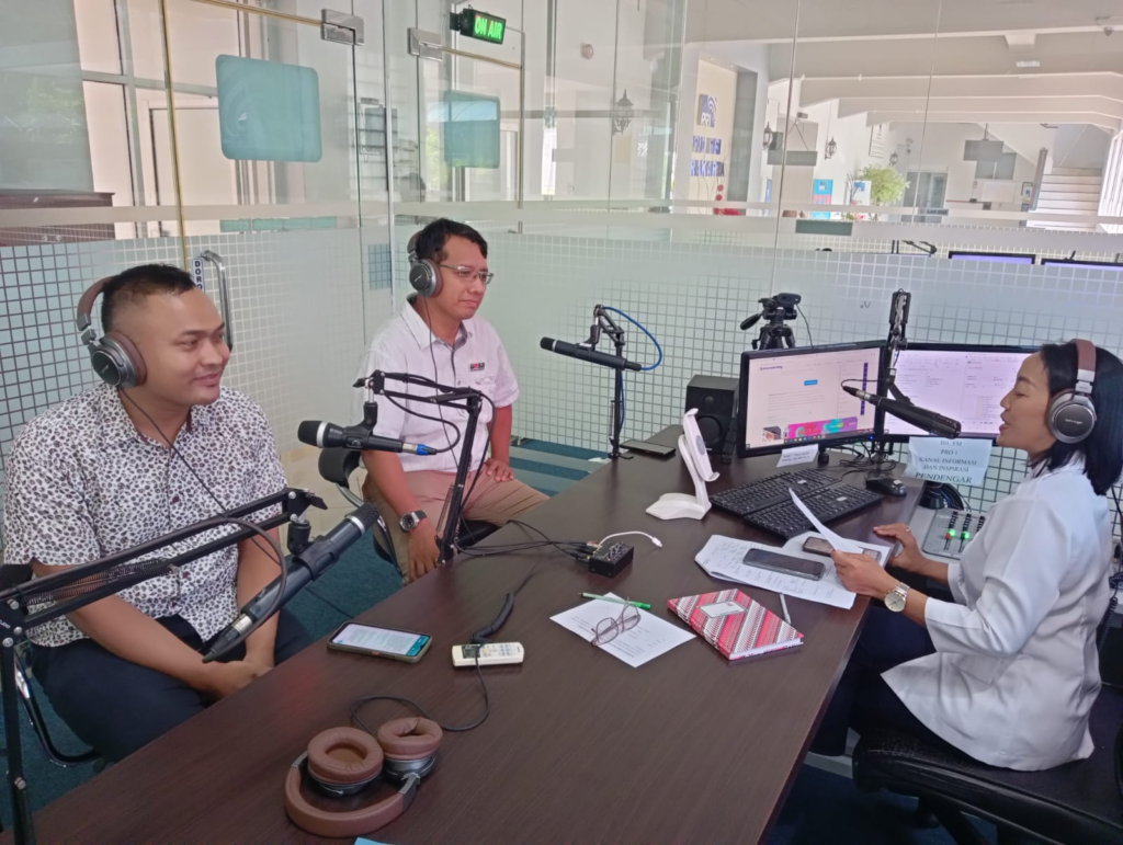 Fisip UNSA – RRI Surakarta